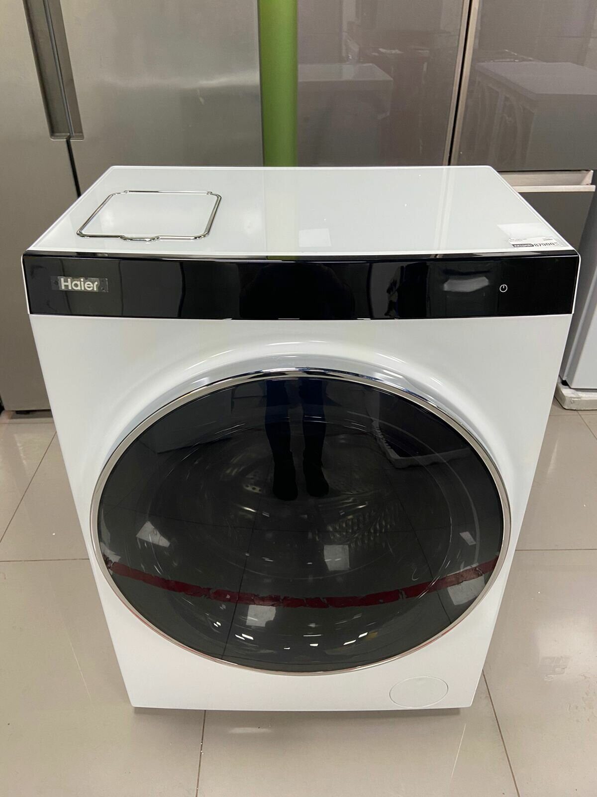 Стиральная машина с сушкой Haier HWD100-BD1499U1